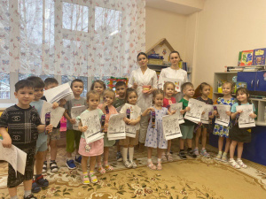 Сохранение здоровья зубов у детей не может быть решена без целенаправленного и своевременного формирования привычки поддержания в здоровом состоянии зубов и десен, культуры гигиены полости рта