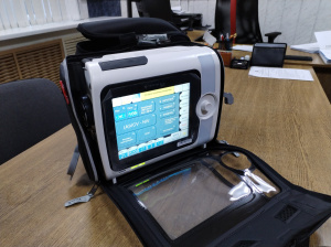 Для Когалымской скорой закупили 2 портативных аппаратов искусственной вентиляции легких