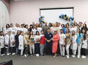 В Когалымской городской больнице состоялось посвящение в профессию молодых специалистов