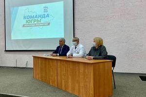 В Когалымской окружной больнице прошла рабочая встреча с Павлом Завальным